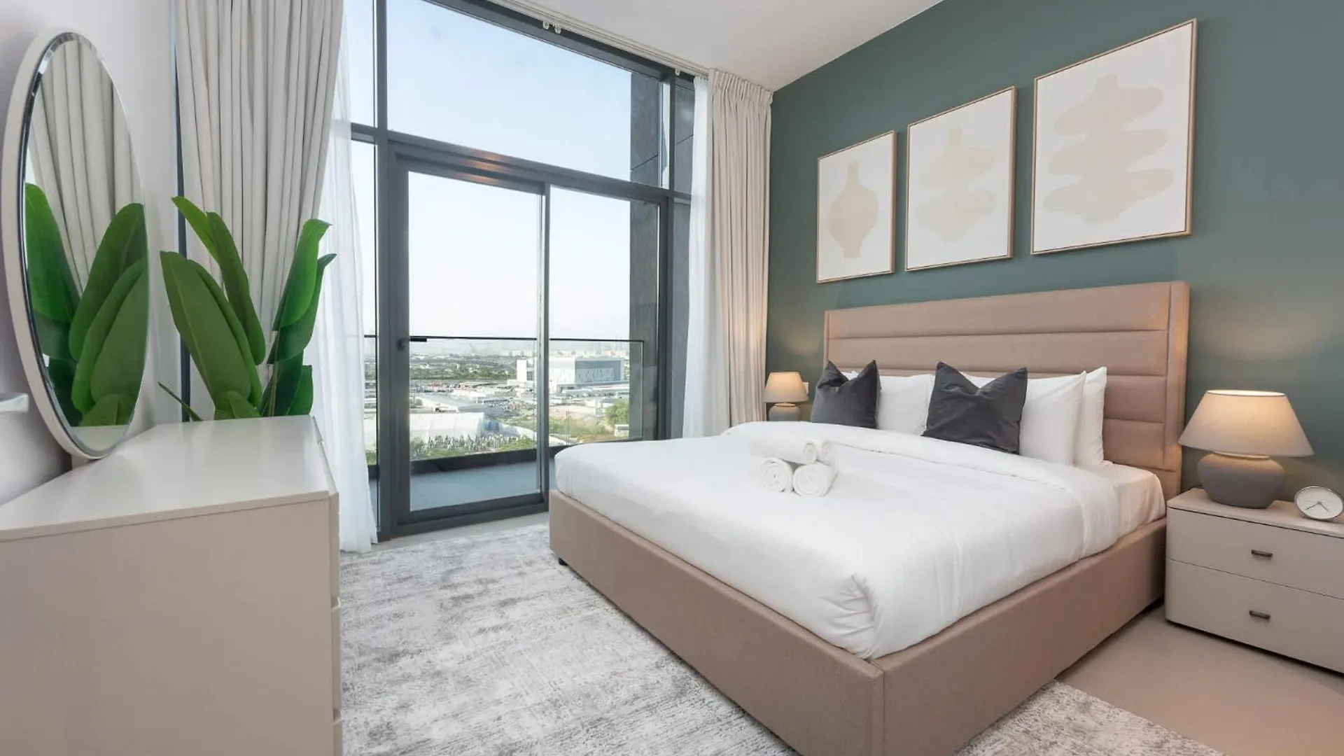 Modern Aesthetic 1-Bedroom Apartment In Dubai Hills
